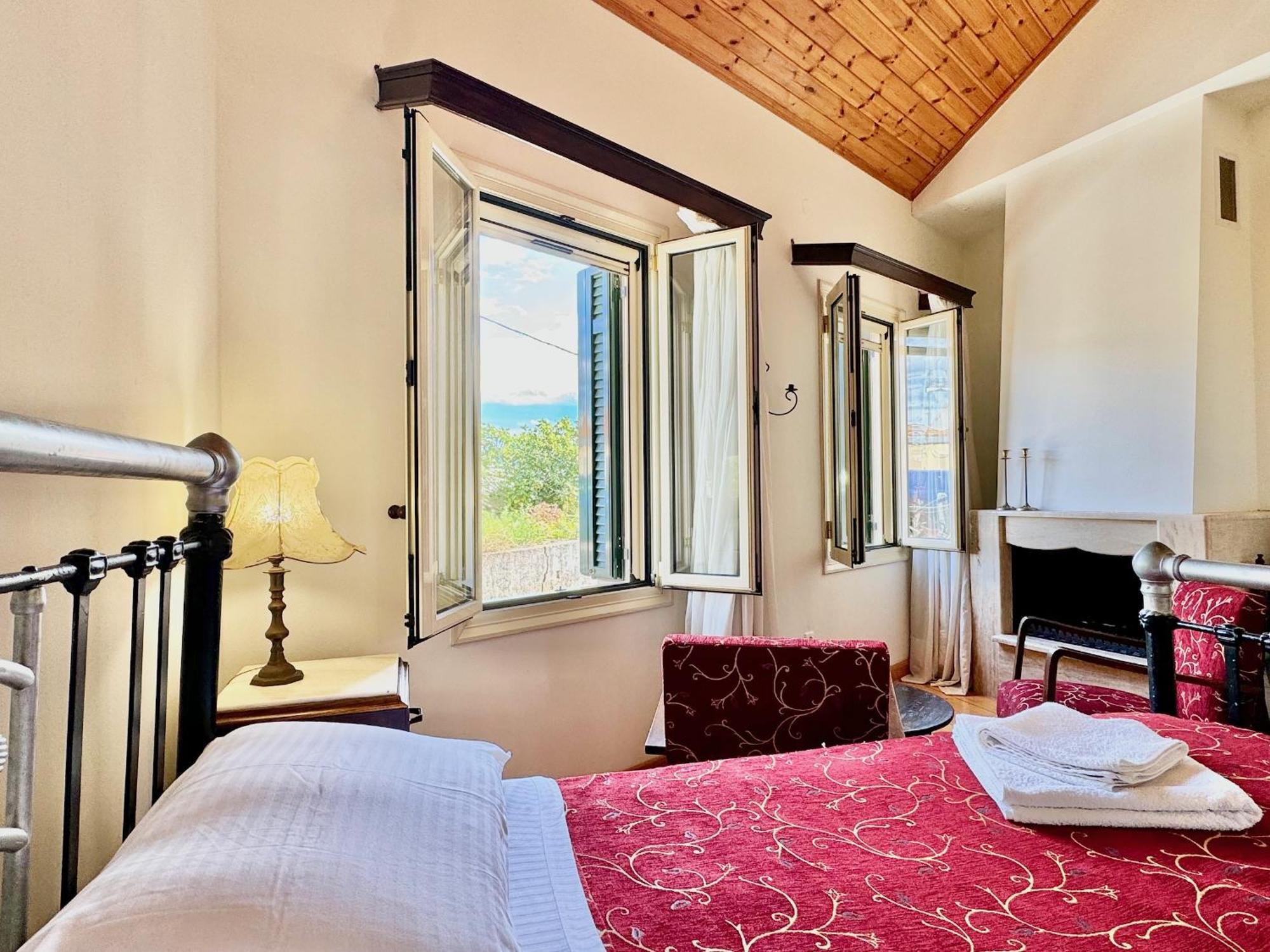 Casa Dolce With Private Plunge Pool By Dadovillas Agrafoi Bagian luar foto